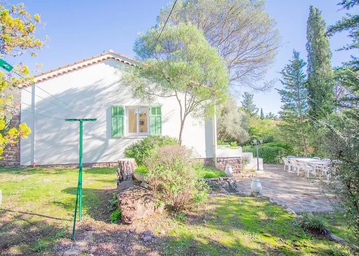Vakantiehuis House 8 People Garden Close To The Sea St-raphael Saint-Raphaël