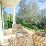 House 8 People Garden Close To The Sea St-raphael *