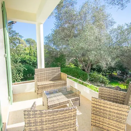 Saint-Raphael Maison 8 Pers, Jardin, Proche Mer *