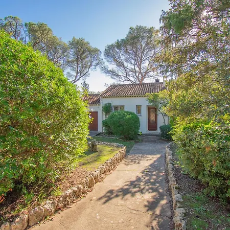 House 8 People Garden Close To The Sea St-raphael Feriehus